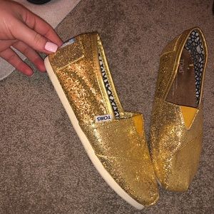 Gold glitter TOMS Shoes
